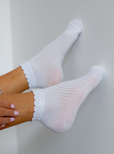 1115 Zakostki Damskie Ażur  Milena-biały