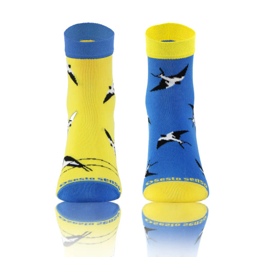 Jaskółki Skarpety krótkie finest cotton dwie różne Sesto Senso niebieski