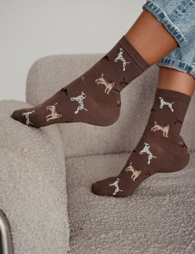 Skarpetki Damskie Milena 0200-199 – Bawełniane Skarpety z Motywem Piesków, Idealne Dopasowanie, Komfort Na Każdy Dzień