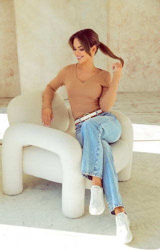 Bluzka damska Eldar Active Eleonor beżowa – prążkowana wiskoza, dekolt V, długi rękaw