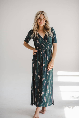 Two Ways LONG Sukienka do karmienia ciążowa krótki rękaw Milk&Love butelkowa zieleń w gałązki