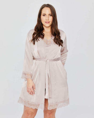 Szlafrok satynowy z koronką plus size Mona beige