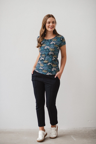 Bluzka do karmienia i ciążowa z krótkim rękawem Milk Shirt Milk&Love łąka na granatowym