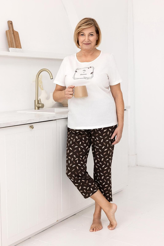 Piżama 733 Regina ecru – bawełniana, z krótkim rękawem, półokrągły dekolt, wzorzyste spodnie 7/8