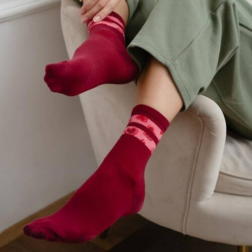 Art.136 Skarpety damskie Walentynkowe Steven - 121 bordowy