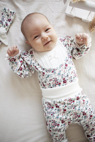 Body z długim rękawem 251 Jasmina Marija - ecru-kwiatki