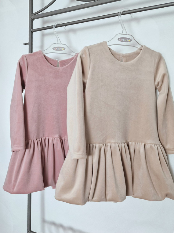 Liza Bambarillo beżowy– sukienka welurowa dziewczęca | Styl i komfort dla małej elegantki