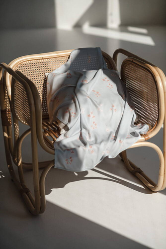 Otulacz bambusowy Flowers on Blue Milk&Love