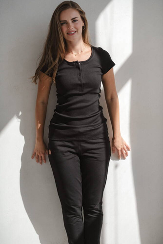 Bluzka ciążowa i do karmienia Tummy z krótkim rękawem Milk&Love czarny 