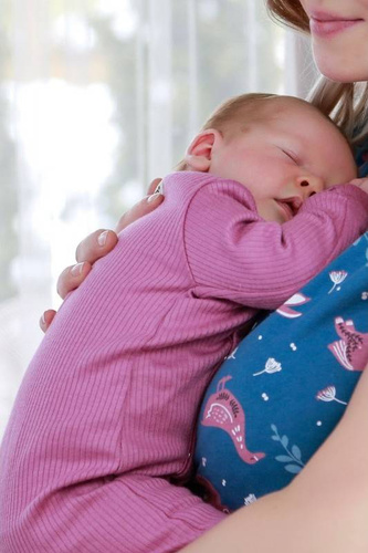 SLE.4292 Pajacyk niemowlęcy Doctor Nap - dolce vita