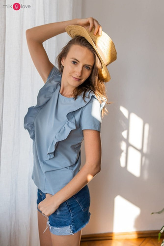 Bluzka do karmienia Milky Waves z krótkim rękawem Milk&Love dusty blue