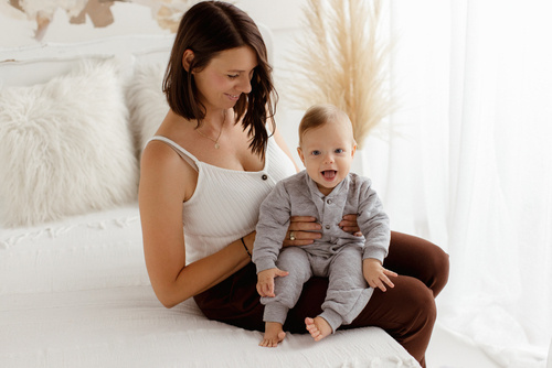 Dres niemowlęcy "Pik Melange" Makoma szary