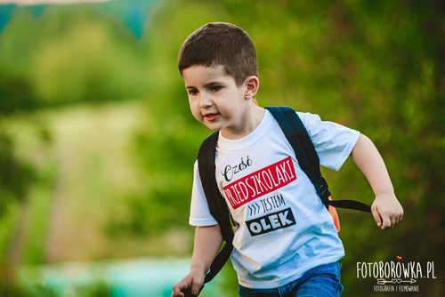 Koszulka dziecięca krótki rękaw "Cześć PRZEDSZKOLAKI z imieniem" Moocha biały