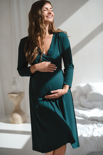 Bambusowa koszula nocna ciążowa i do karmienia Star Light 7/8 Milk&Love butelkowa zieleń– elegancka, oddychająca, idealna do szpitala