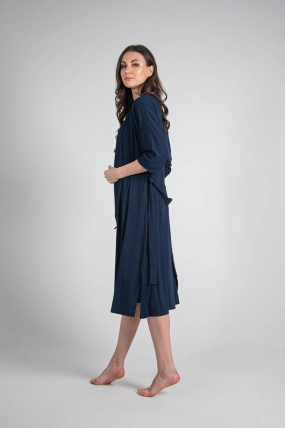 De Lafense Visa 942 – długi, lekki szlafrok damski z wiskozy, granat