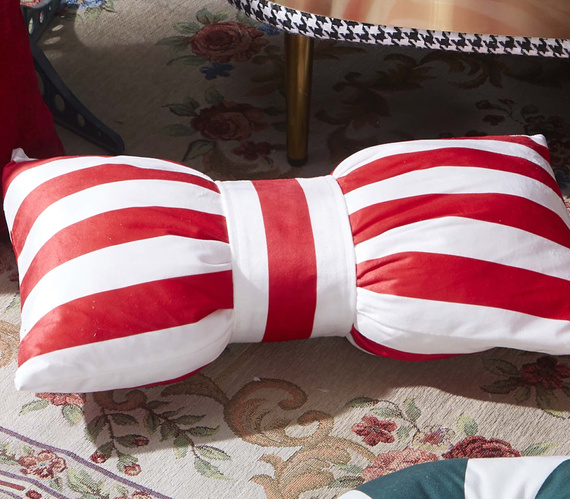 Świąteczna poduszka dekoracyjna Kokarda 30x50 cm – welur velvet Spod Igły i Nitki