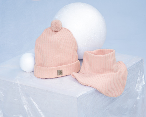 Komin z ramionami Winter Pinokio - róż