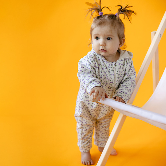 Pajac z kapturem kombinezon Meadow Eevi - ecru