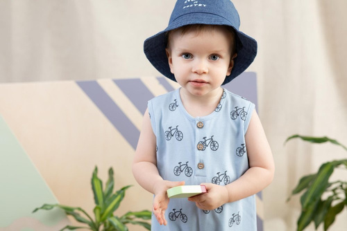 Rampers niemowlęcy na ramiączkach Summer Time Pinokio - niebieski druk 