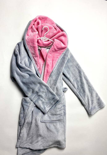 Krótki Szlafrok damski 627 Soraya Forex - jasny szary / róż