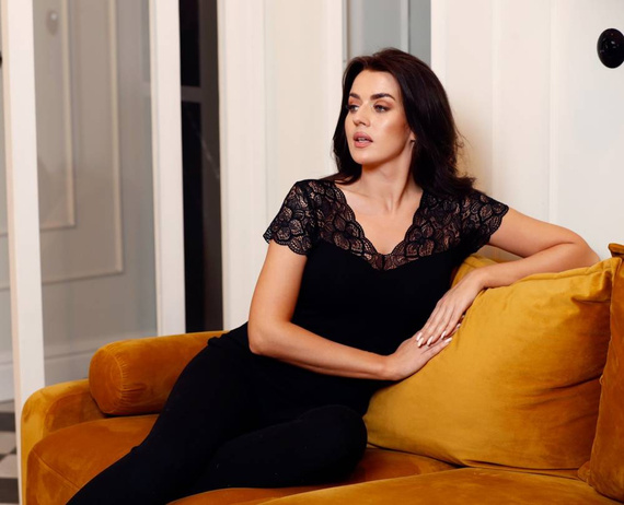 Bluzka z koronką Danielle Babell - czarna