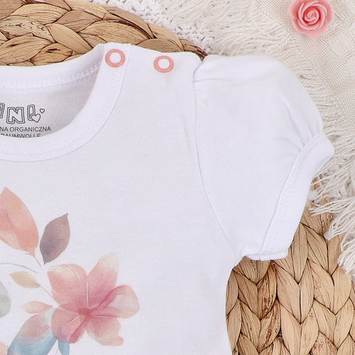 Bluzka z bawełny organicznej Kolorowe kwiatki Nini biały 