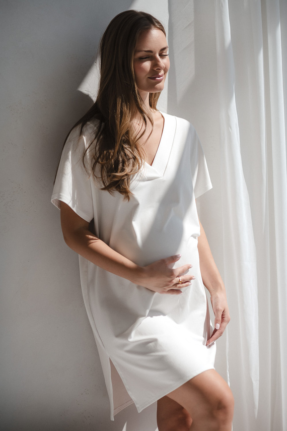 Śmietankowa koszula nocna Moon – ciążowa i do karmienia, wiskoza | Komfort i styl