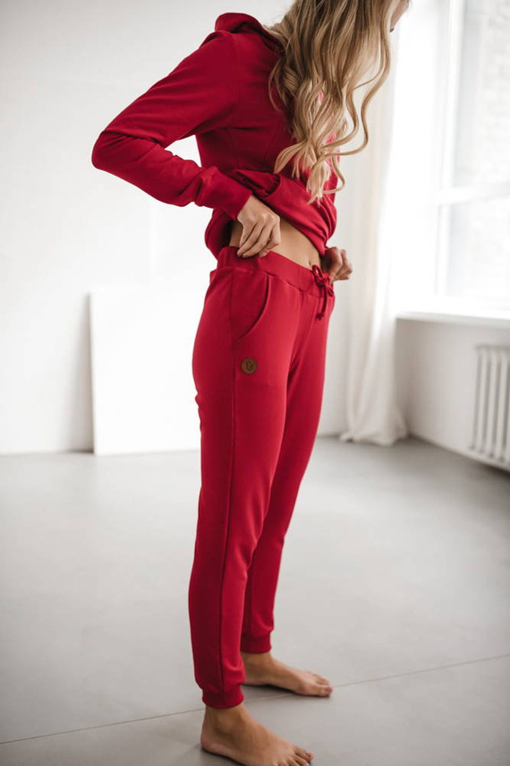 Dresowe spodnie ciążowe Milk&Love karminowa czerwień