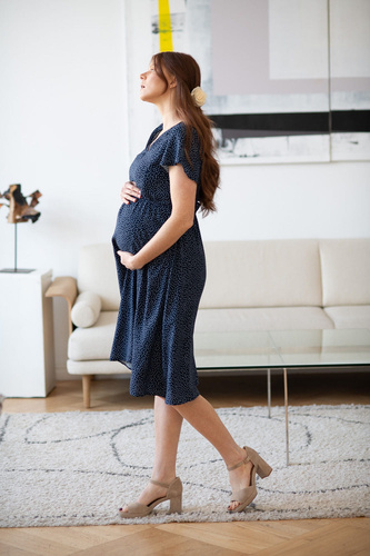 Sukienka ciążowa i do karmienia Lovely Dress Midi Milk&Love granatowa w groszki