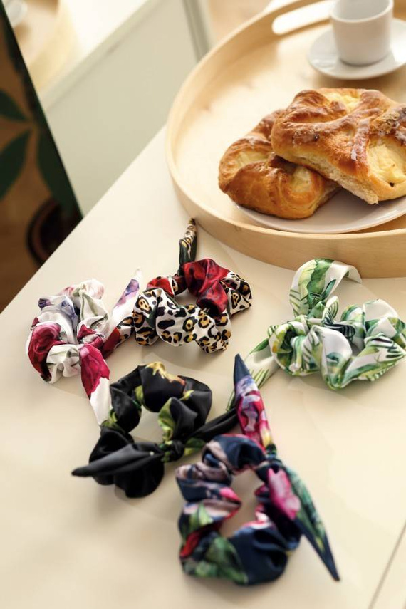 Fowers Gumka satynowa DKaren ecru 006