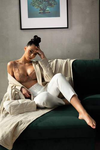  Biustonosz Usztywniany M-053/22 Carmela Mat - capuccino