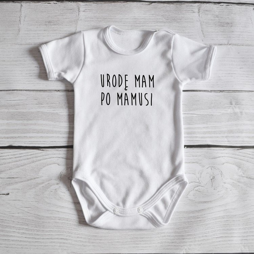Body krótki rękaw "Urodę mam po mamusi" Moocha czarne