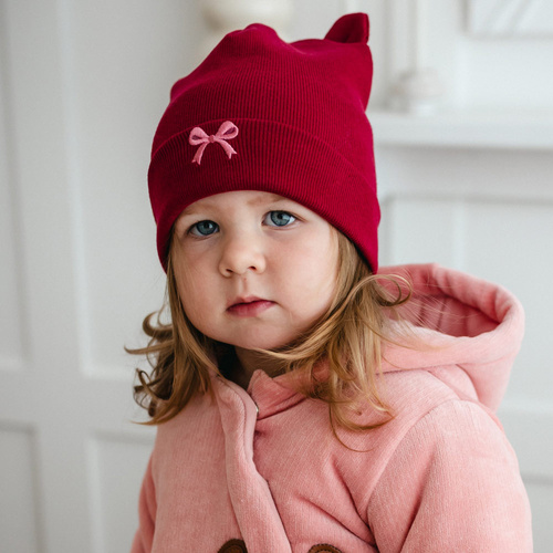 Fluffy Tails Eevi – Czapeczka niemowlęca bordo, bawełna, z uszkami