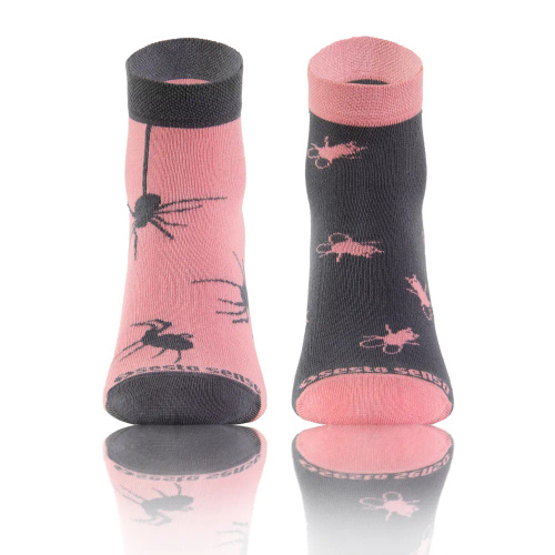 Mucha Pająk Skarpety krótkie finest cotton dwie różne Sesto Senso różowy