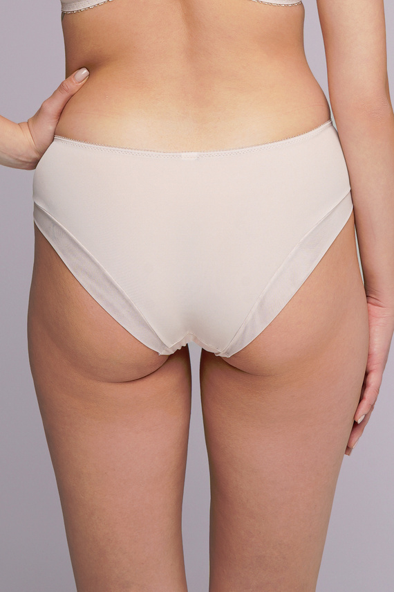 Klasyczne figi Ava 2256 beige– miękka mikrofibra, delikatna koronka, wygoda każdego dnia