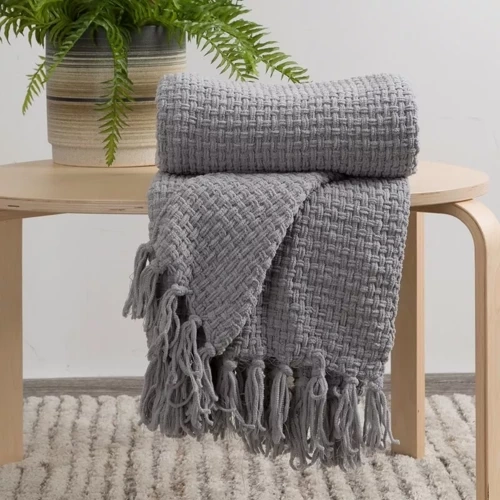 Koc tkany narzuta z frędzlami Suzi Eurofirany popielaty