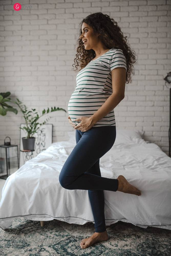 Bluzka do karmienia i ciążowa z krótkim rękawem Milk Shirt Milk&Love w biało-zielone paski