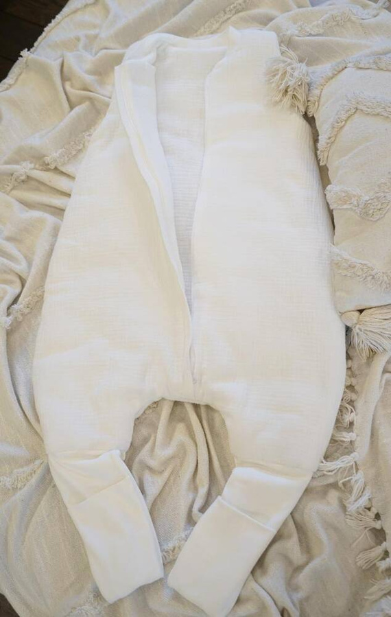 Muślinowy Śpiworek do spania z nogawkami Belisima- ecru