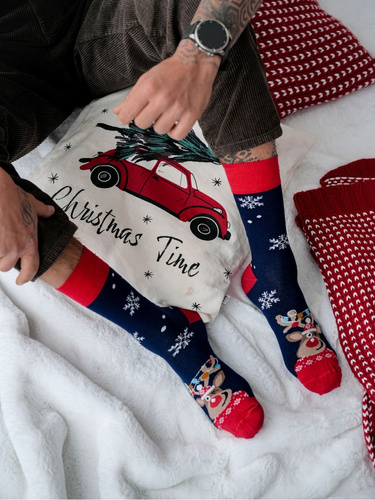 1290-017 Świąteczne Skarpety Męskie Milena -czarny