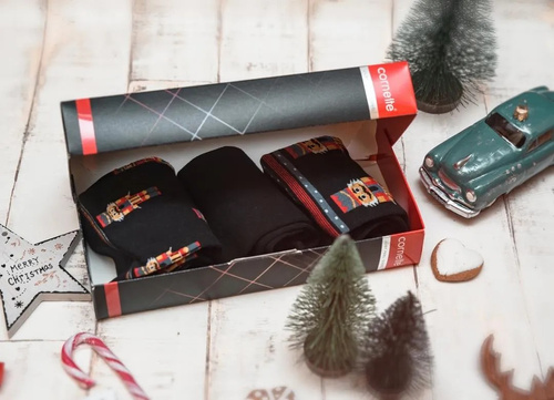 A45 Skarpety Premium A'3 Cornette - czarny (żołnierzyki) 