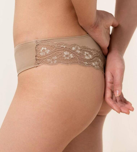 Figi Damskie Lovely Micro Brazilian String Triumph beżowy