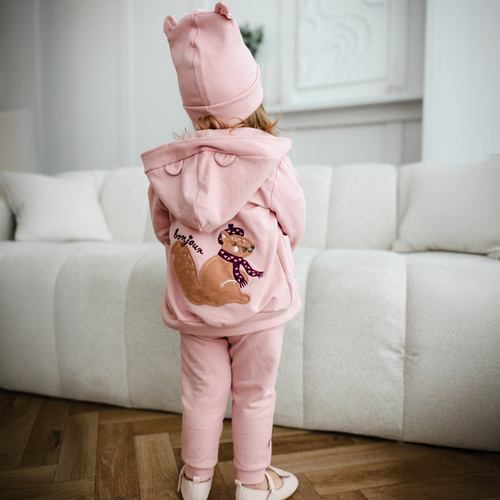Komplet dresowy damski Fluffy Tails różowy – bluza z haftem i uszkami + spodnie jogger
