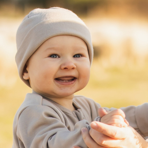 Czapka z wełny merynosów Eevi-beżowa 