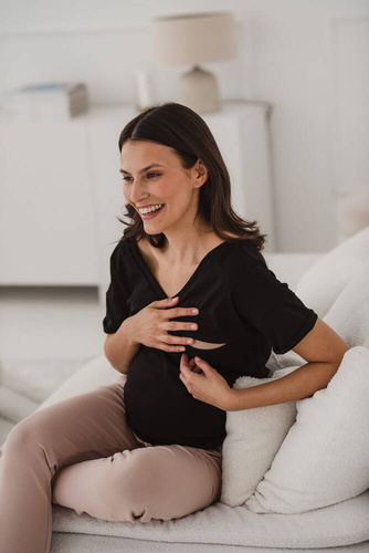 M-Shirt Bluzka ciążowa i do karmienia V-neck Milk&Love czarny 