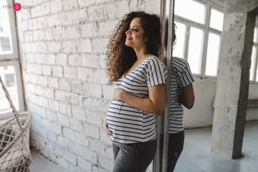 Bluzka ciążowa i do karmienia z krótkim rękawem Two Ways Milk&Love paseczki