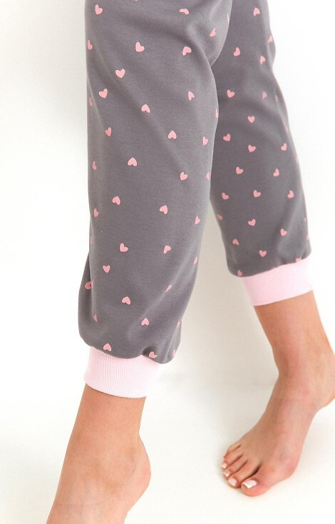 Cana 492 – piżama damska z bawełny interlock, serduszka, spodnie i długi rękaw