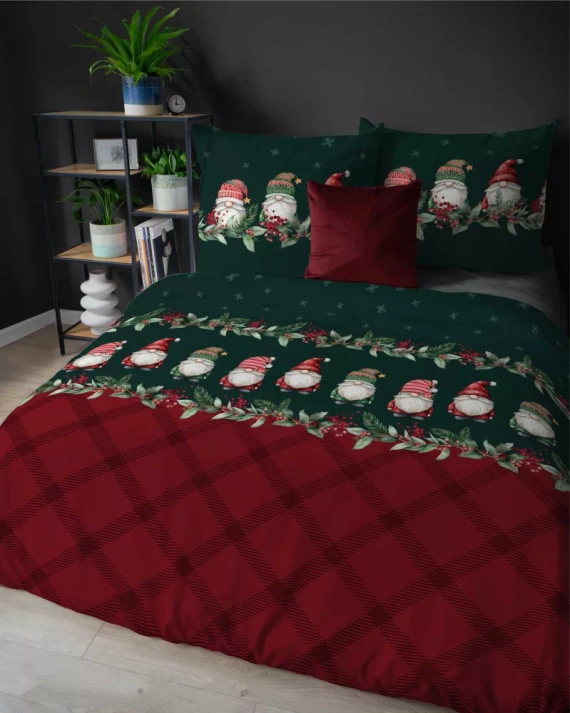 5618 A Magia Świąt Detexpol Pościel świąteczna flanelowa w skrzaty na bordowo-zielonym tle– bawełna 100%, certyfikat OEKO-TEX®