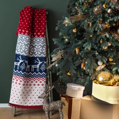 Koc świąteczny renifery choinki 23136A Darymex niebieski