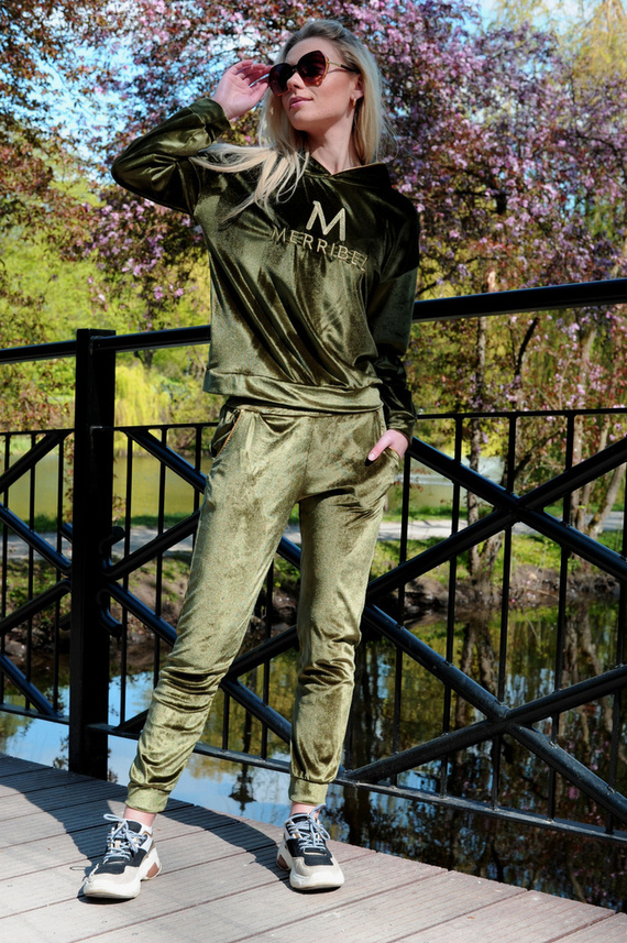 Komplet dresowy Dollien Khaki Merribel 