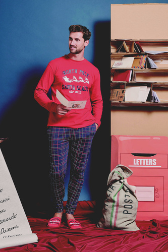 Gioew Sorbetto czerwona – świąteczna piżama męska z nadrukiem i spodniami w kratę